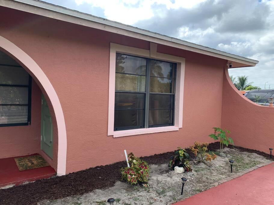 The Green Door Bungalow North North Naples Buitenkant foto